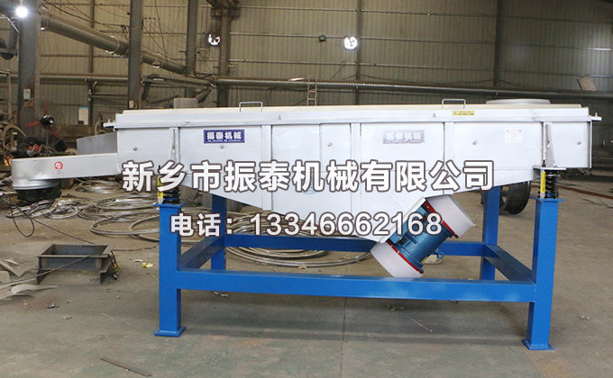 電解質(zhì)破碎料直線振動篩價格多錢一臺？
